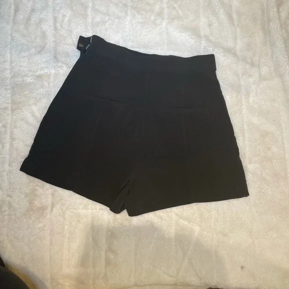 H&M shorts - Picture 2 of 5